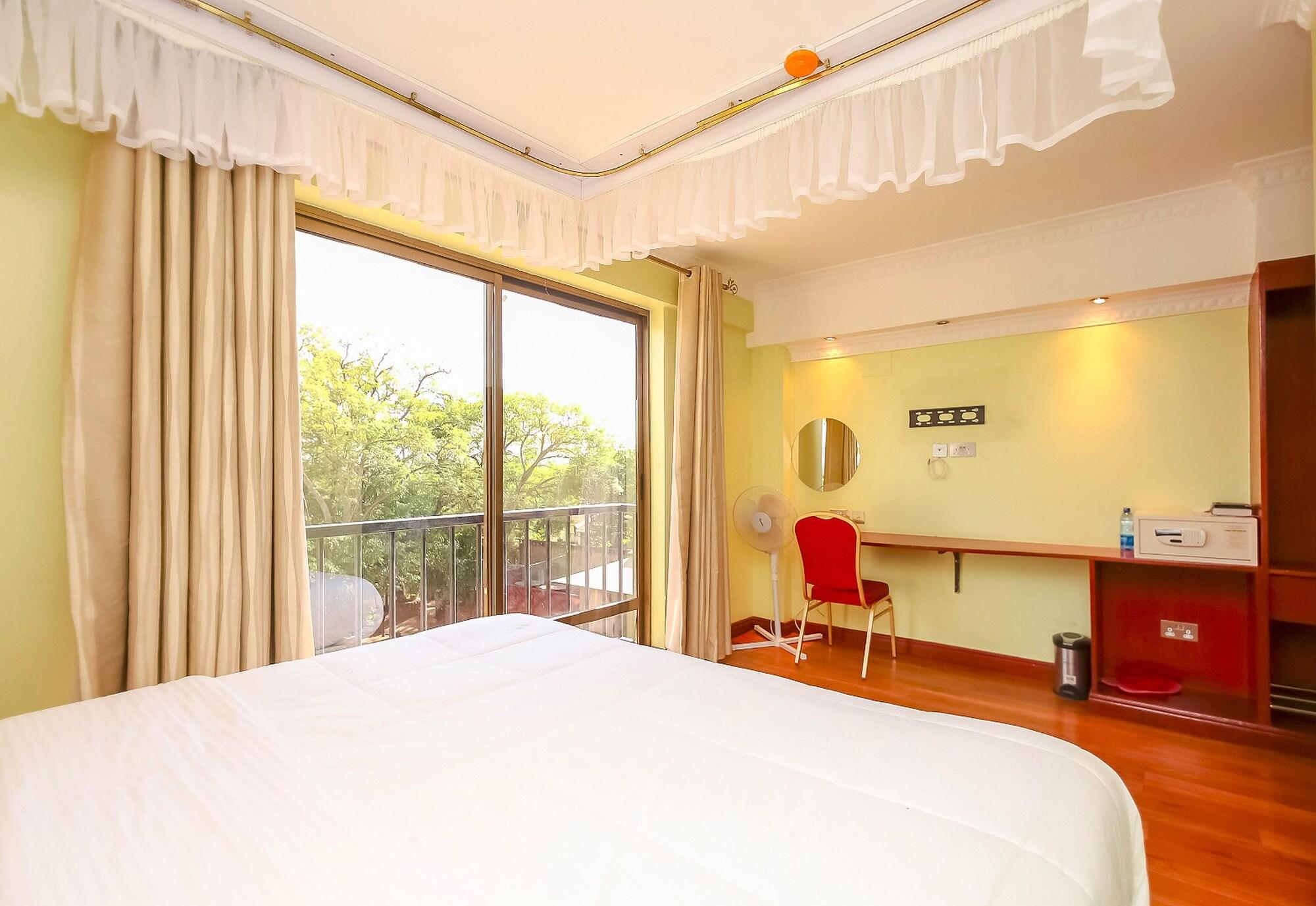 Nairobi Upperhill Hotel Buitenkant foto