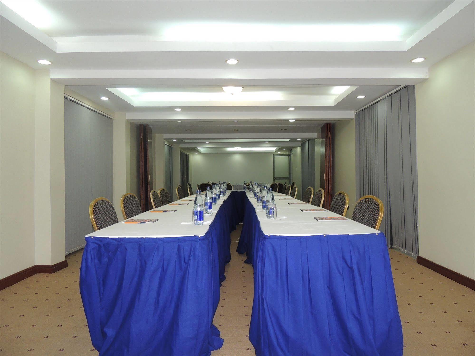 Nairobi Upperhill Hotel Buitenkant foto